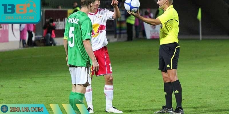 Ý nghĩa cơ bản của HT trong bóng đá là gì?